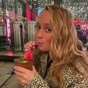 Meet your Posher, Emily